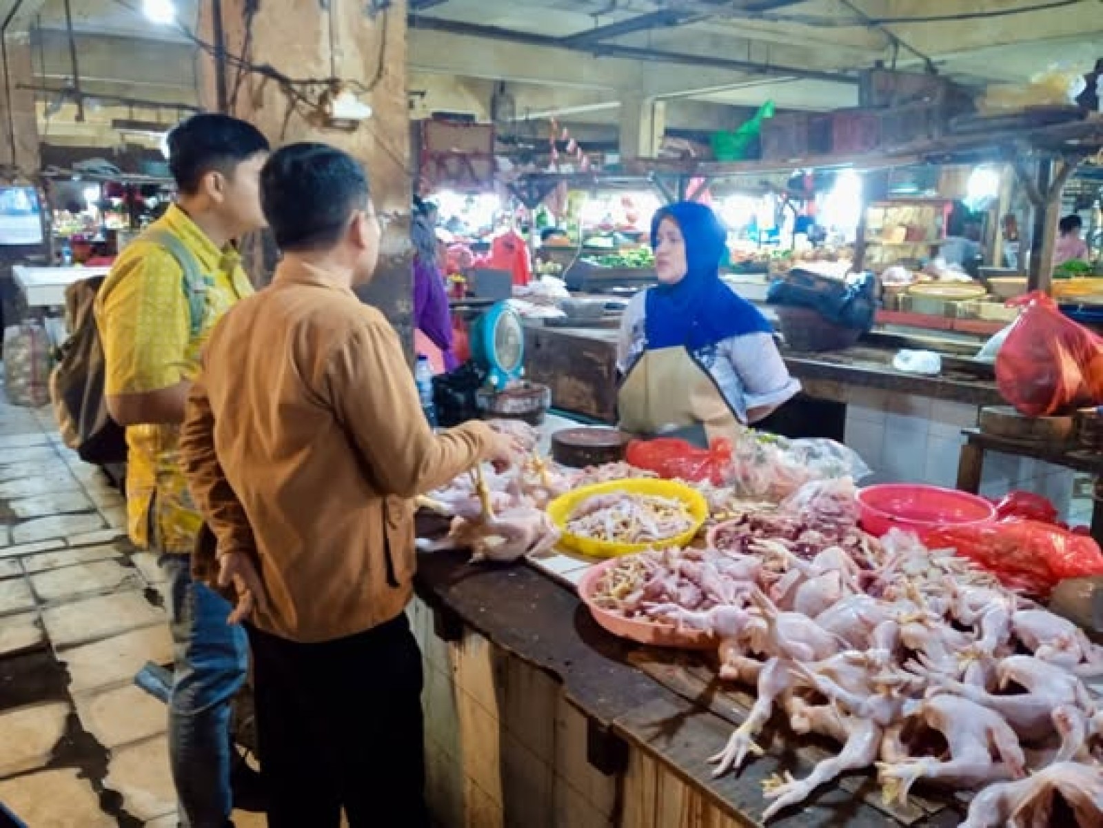 Harga Daging Ayam di Sejumlah Pasar Masih Berada di Bawah Harga Acuan, Pemerintah Pastikan Stabil Jelang Ramadan