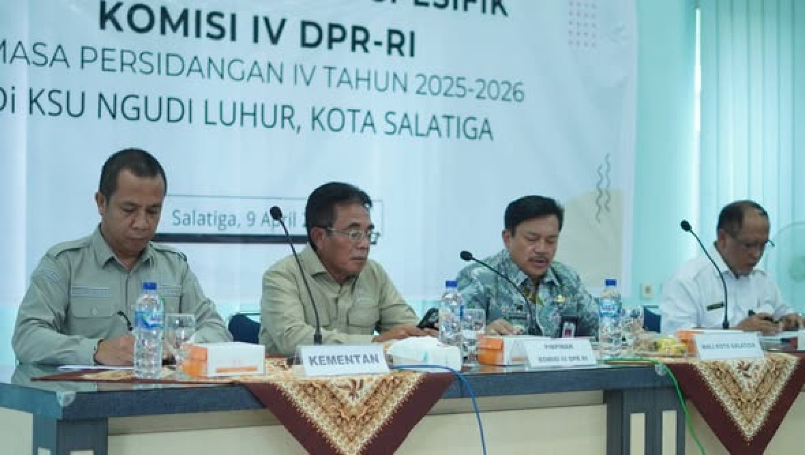 Bersama DPR RI, Kementan Serap Aspirasi Peternak Susu di Salatiga