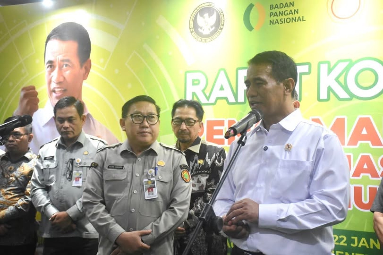 Kementan Perketat Pengawasan DOC dan Pakan demi Lindungi Peternak Ayam